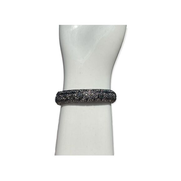 Fashion Jewelry Black Hinged Sparkle Bracelet - Picture 1 of 6